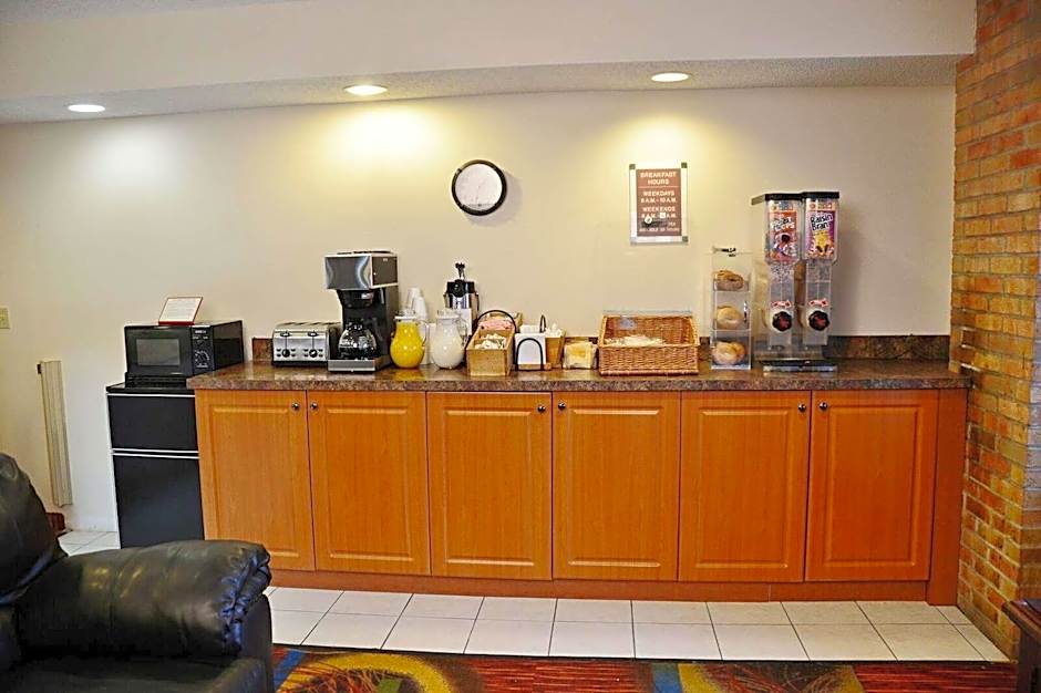 Country Hearth Inn & Suites - Kenton