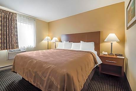 King Room - Disability Access/Non-Smoking