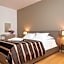Residence by Vestibul Palace