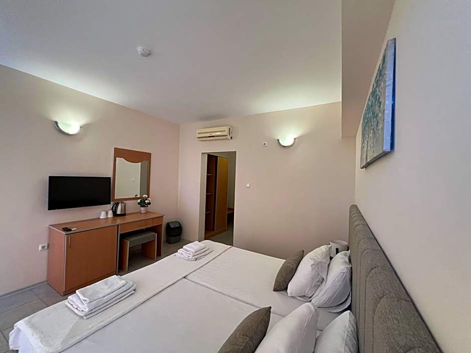 Persani Hotel