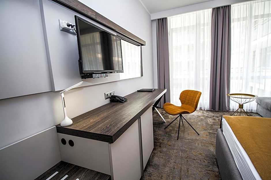 Best Western PLUS Premium Inn