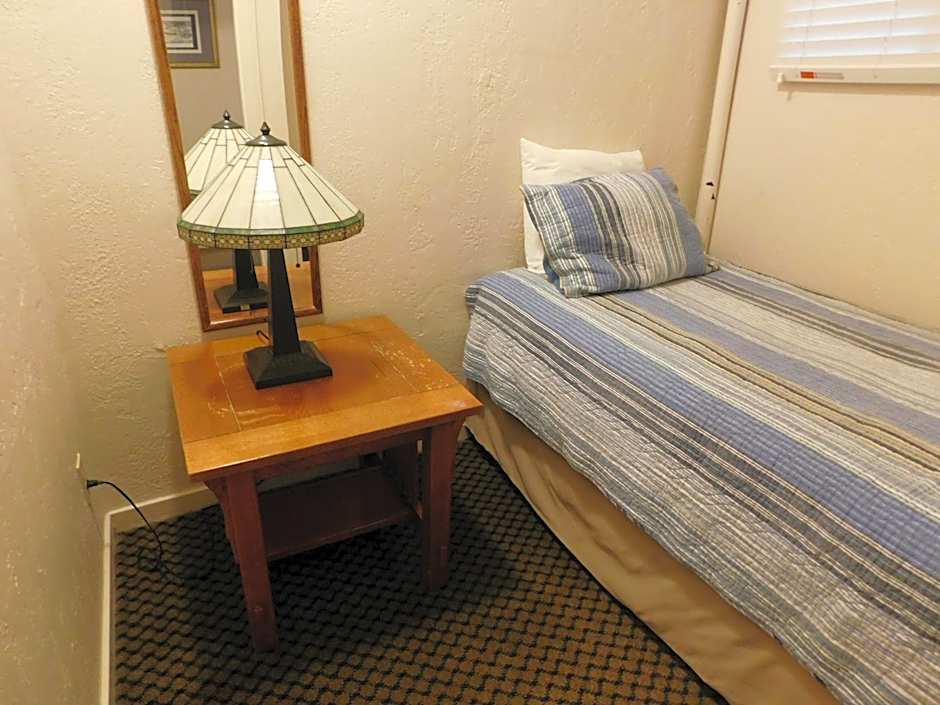 Capitola Venetian Hotel