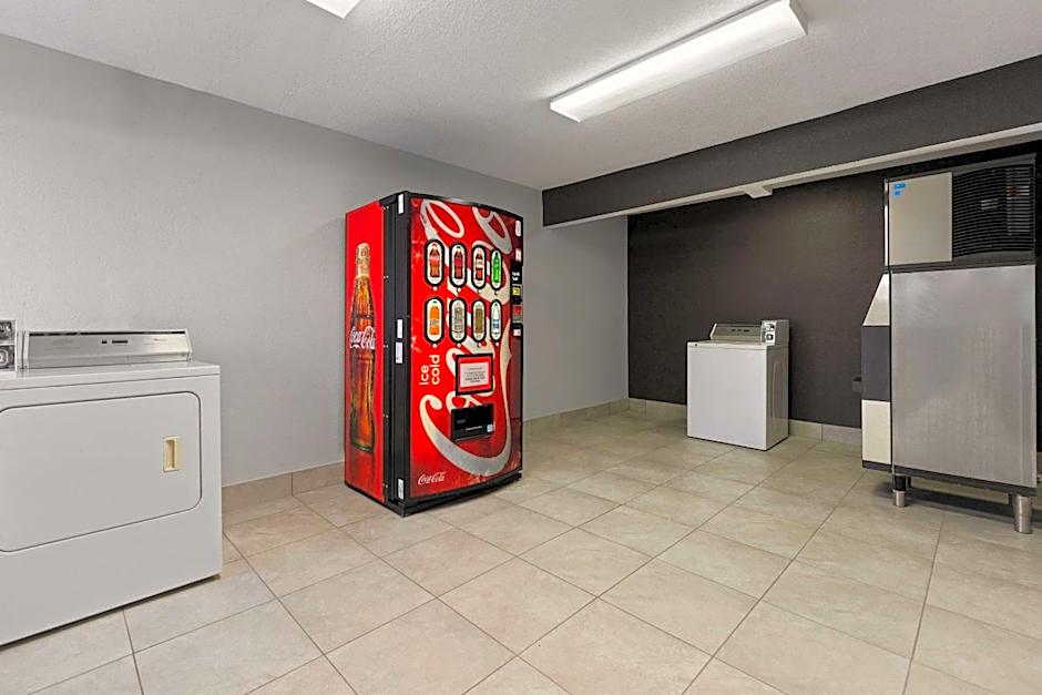 Econo Lodge Rockford Casino Area