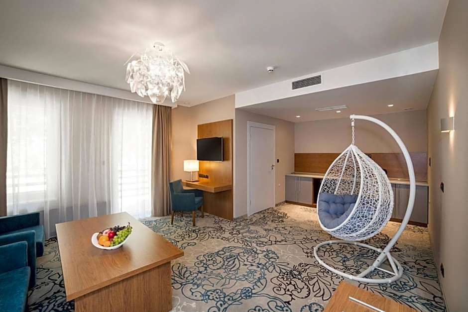 Rezydencja Sosnowa Luxury Hotel