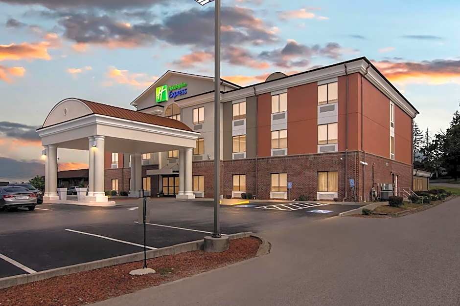 Holiday Inn Express Princeton/I-77 By IHG