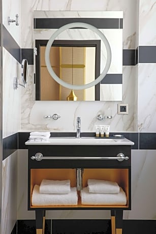 Twin Accessible Room