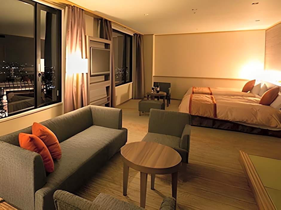 Fruit Park Fujiya Hotel