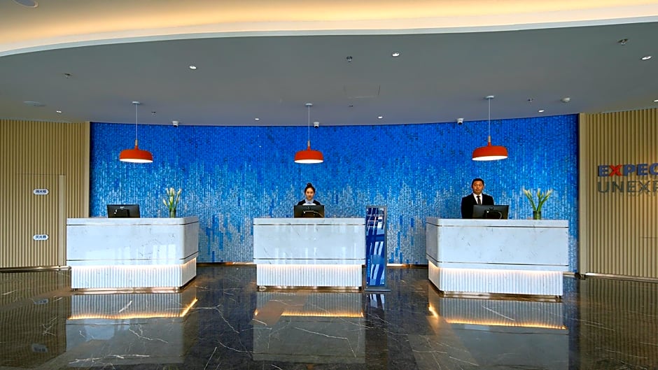 Holiday Inn Express Dalian Golden Pebble Beach By IHG