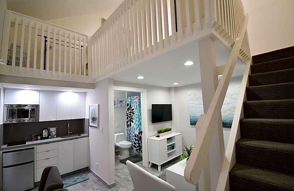 Hobe Lofts by Designedvr