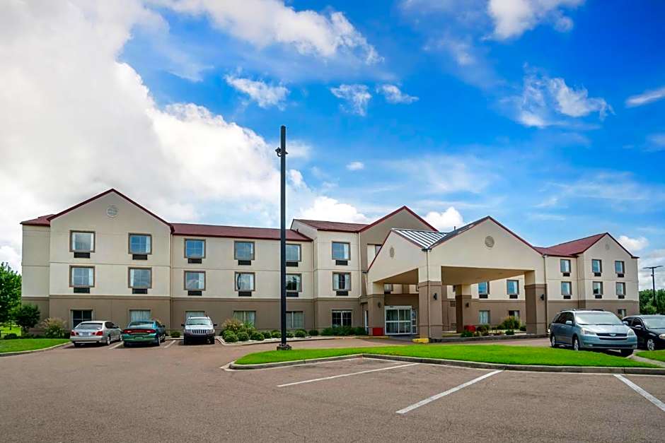 Red Roof Inn & Suites Vicksburg