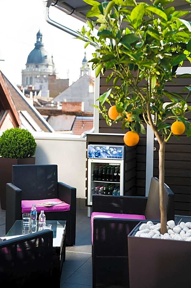 Opera Garden Hotel & Apartments