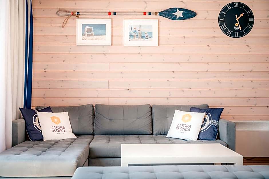 Zatoka Slonca - Domki z basenem, WiFi i parking w cenie!