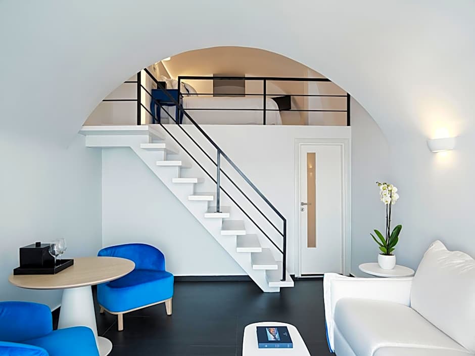 Photo 1 of 5 of Superior Suite - Pelagos House