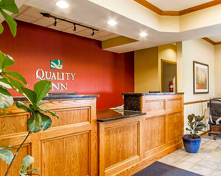 Quality Inn Pontiac