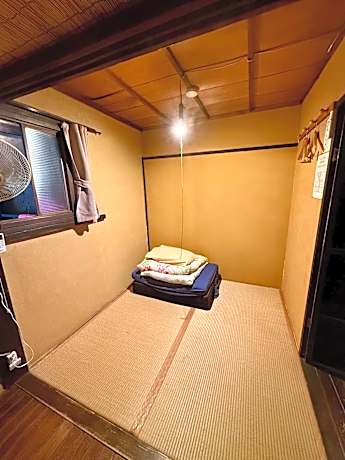 Single Room with Shared Shower and Toilet