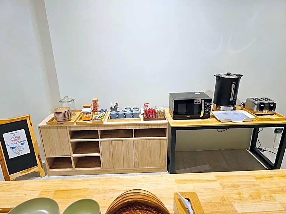 The Way Hotel Ban Pong