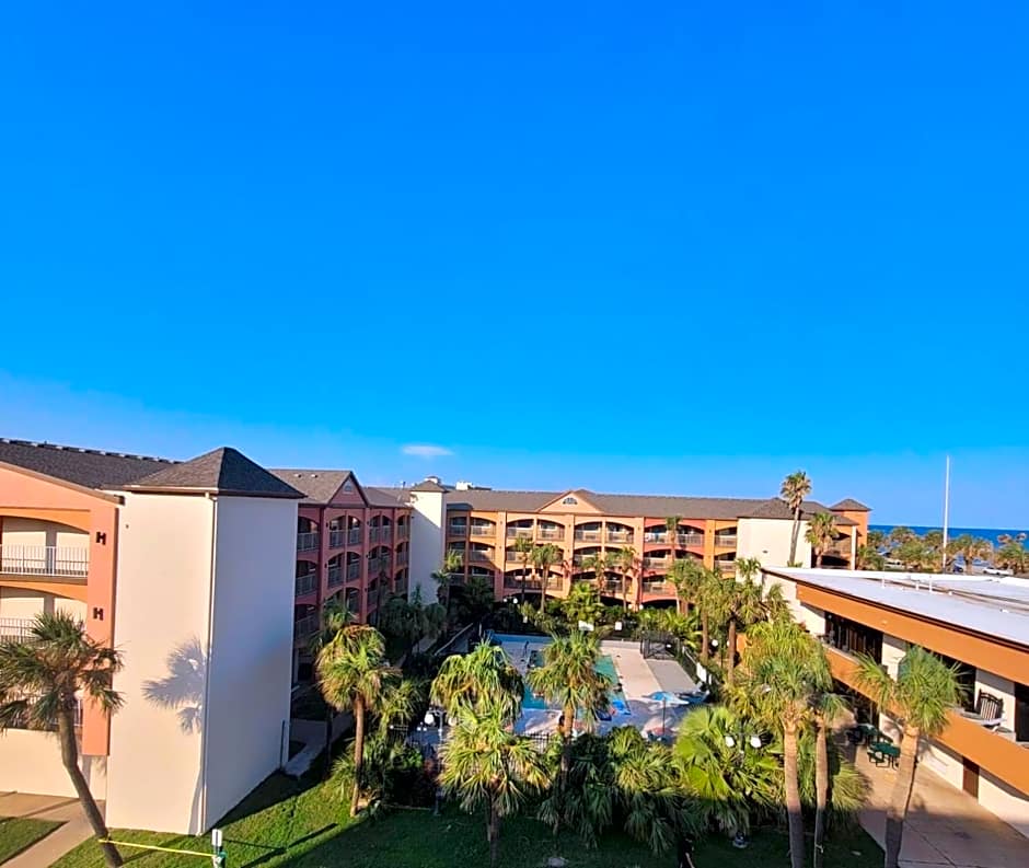 Beachfront Palms Hotel