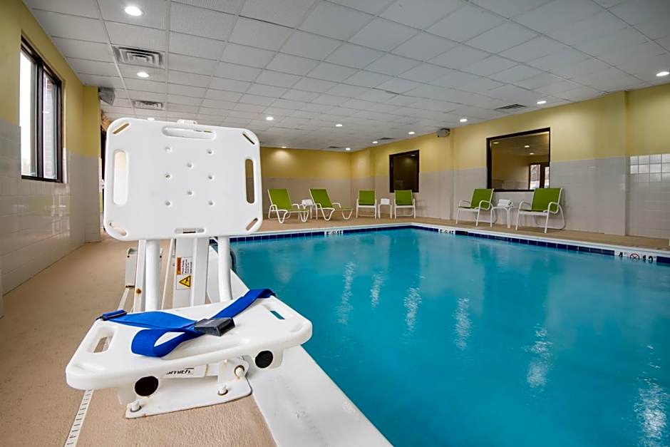 Holiday Inn Express Hotel & Suites Ashland By IHG