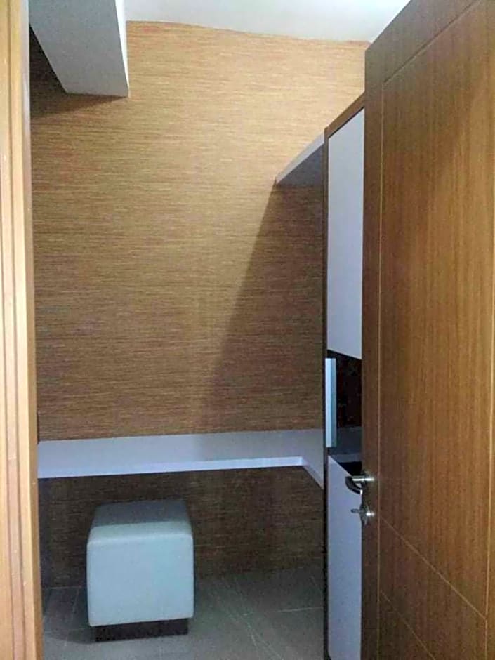 Pinewood Apartment by Vial