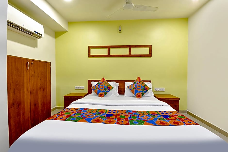 Hotel Gold Leaf,Ahmedabad