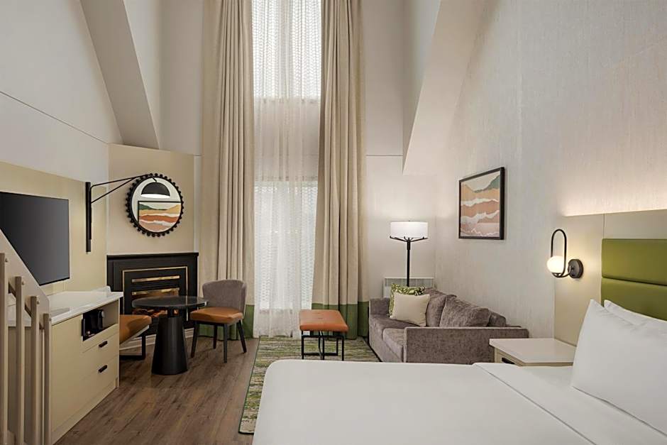 Le Parc Gatineau, Tapestry Collection by Hilton