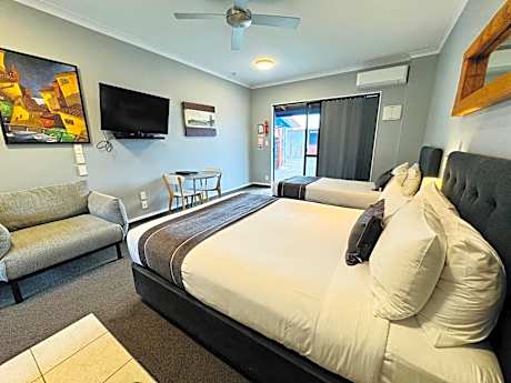 Double or Twin Studio