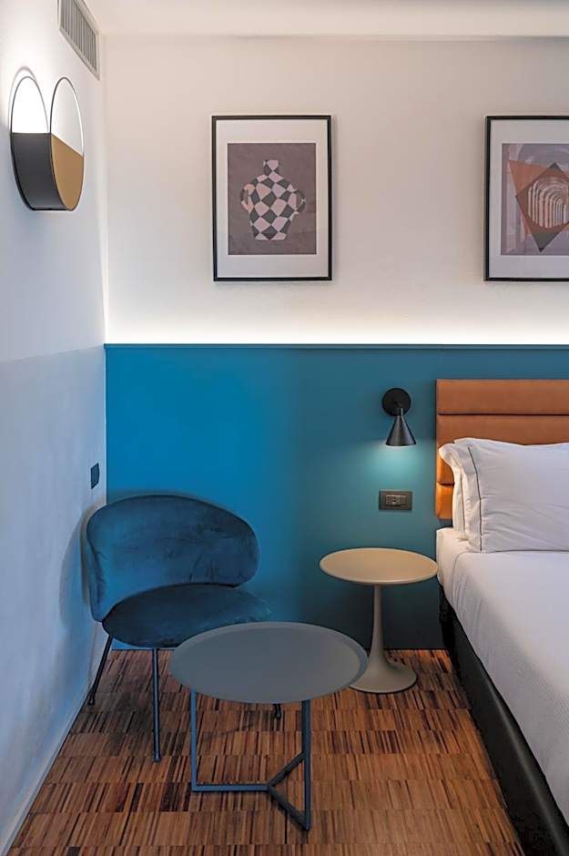 Bleis Hotel