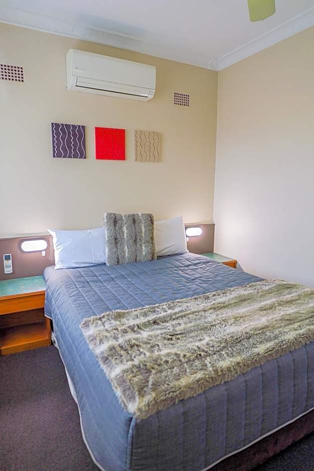 Abbotsleigh Motor Inn