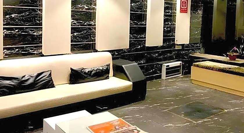 Hotel Crystal Deluxe @New Delhi Railway Station
