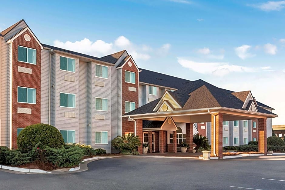 Microtel Inn & Suites By Wyndham Tifton