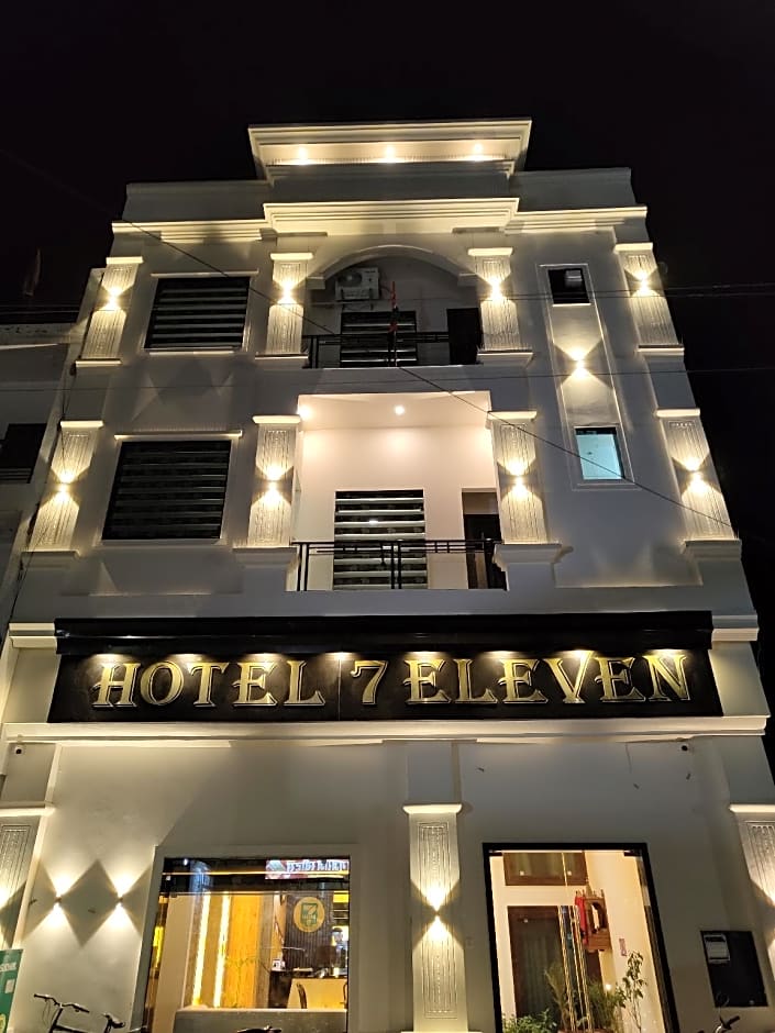 Hotel 7 Eleven