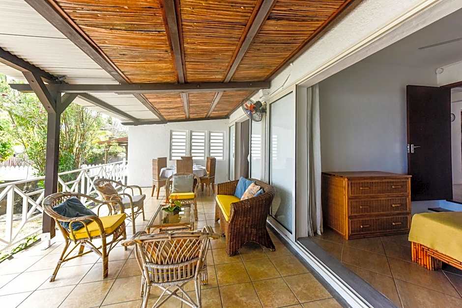 Quaint 3 BDR Beach Bungalow in a fishing village