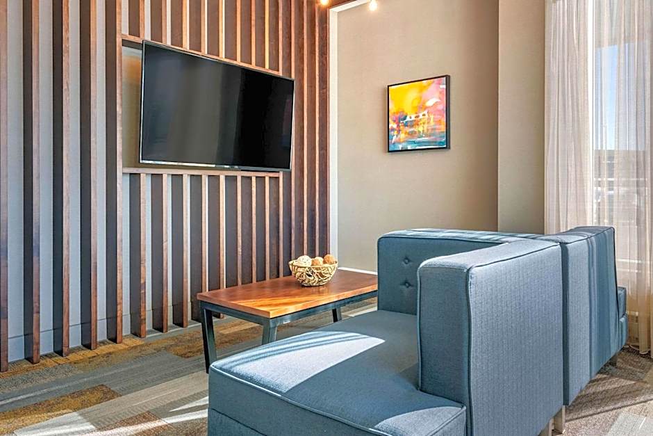 Cambria Hotel Bloomington Mall of America Minneapolis Airport