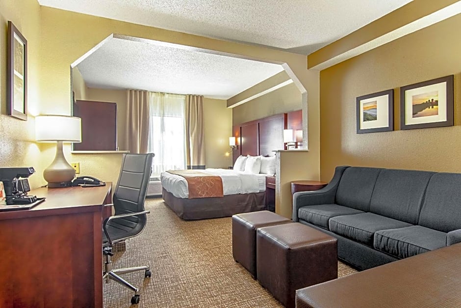 Comfort Suites Airport Alcoa