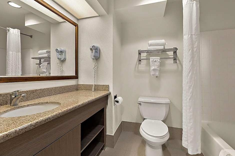 Comfort Inn & Suites Sequoia Kings Canyon