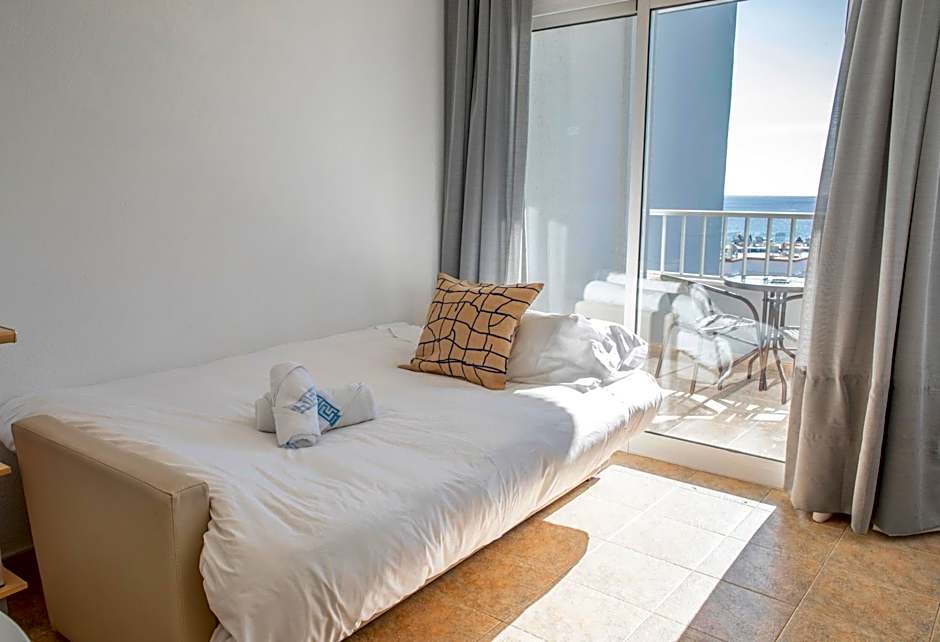 Palm Beach Club Apartamentos Carihuela