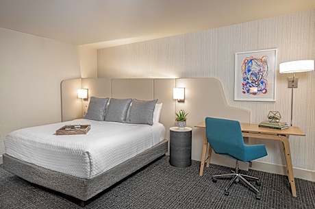 Premium King Room - High Floor
