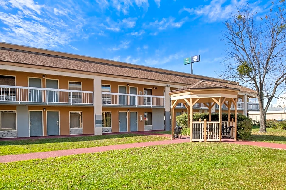 Quality Inn Kingsland