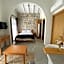 Rhea Alacatı Boutique Hotel