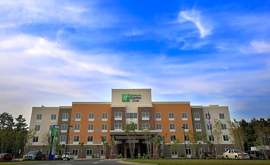 Holiday Inn Express & Suites Southport - Oak Island Area By IHG