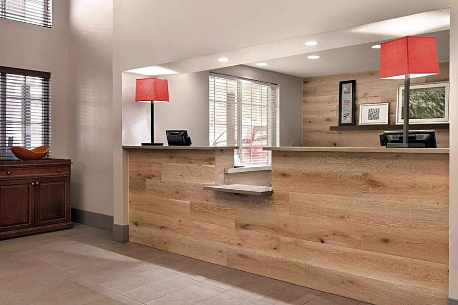 Country Inn & Suites by Radisson, London, KY