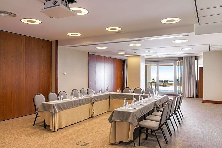 Sesimbra Oceanfront Hotel - Preferred Hotels and Resorts