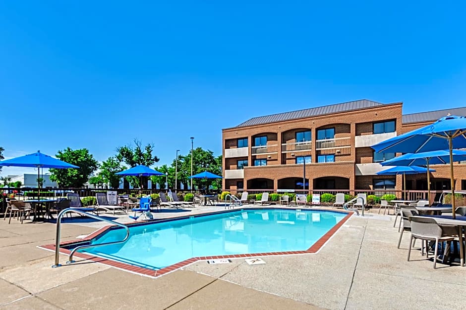 Comfort Suites Chesapeake - Norfolk