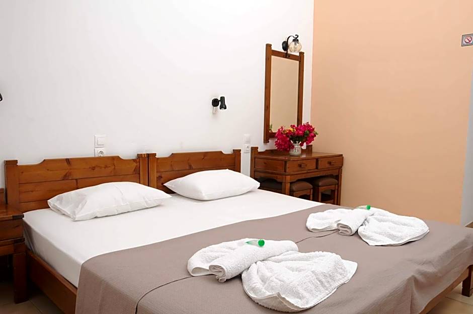 Mastorakis Hotel and Studios