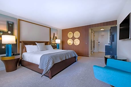 Premier Executive Room 1 King Bed