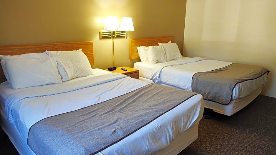 Magnuson Hotel Ironwood
