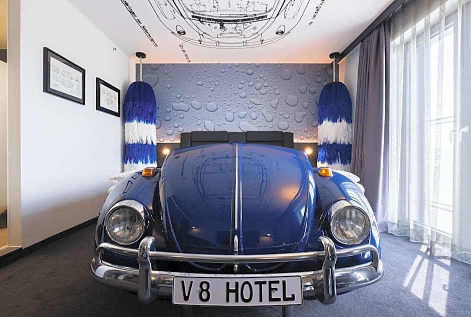 V8 Hotel Köln at MOTORWORLD
