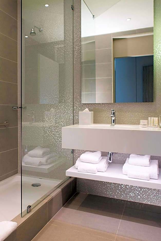 Courtyard by Marriott Santiago Las Condes