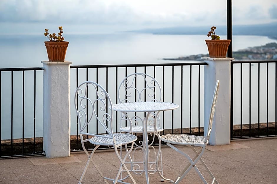 Hotel Elios Tao
