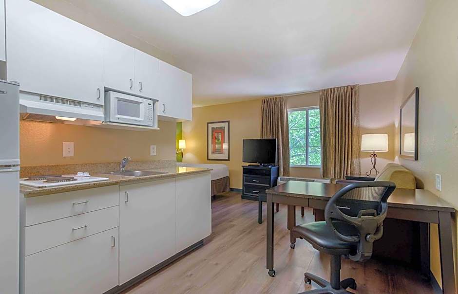Extended Stay America Select Suites - Atlanta - Perimeter - Peachtree Dunwoody
